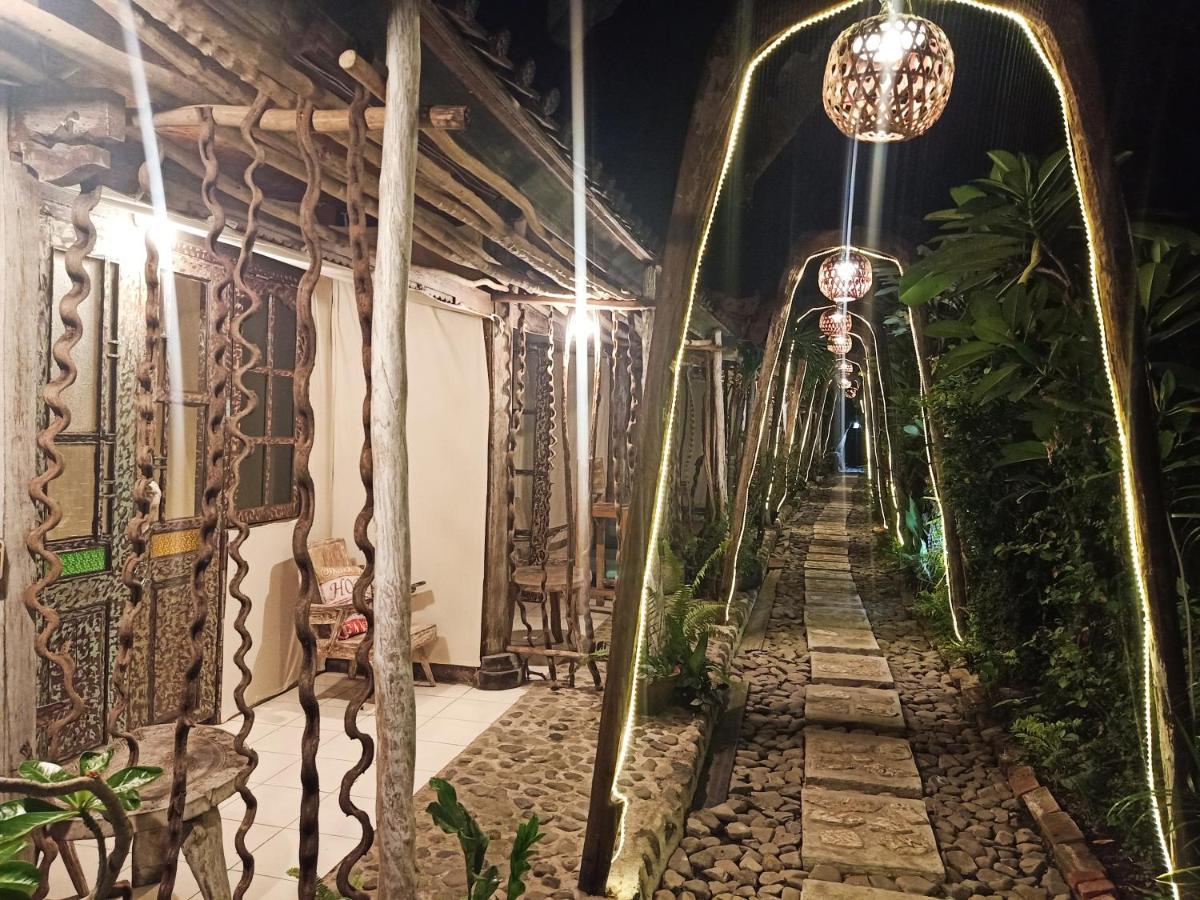 芳科宫酒店 罗威那 外观 照片