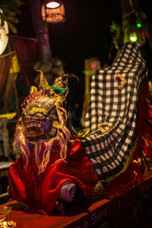 芳科宫酒店 罗威那 外观 照片
