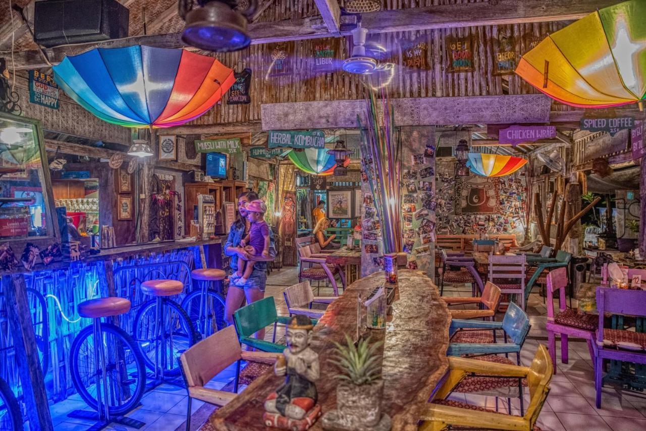 芳科宫酒店 罗威那 外观 照片
